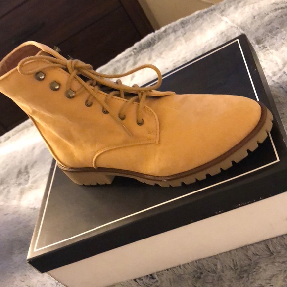 Booties - Picture 3 of 4